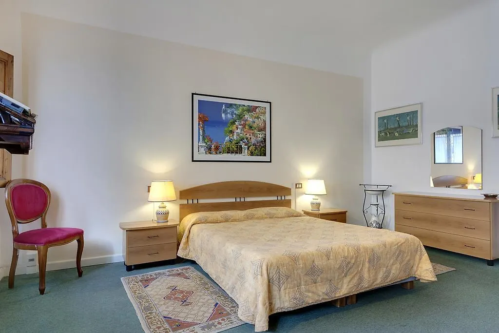 Apartmán Paradiso Florencie 0*,